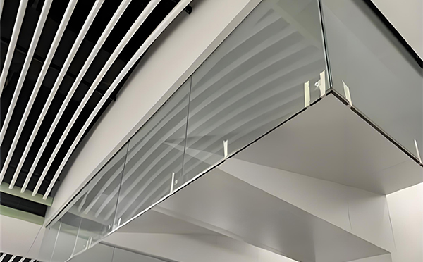 潼关玻璃挡烟垂壁