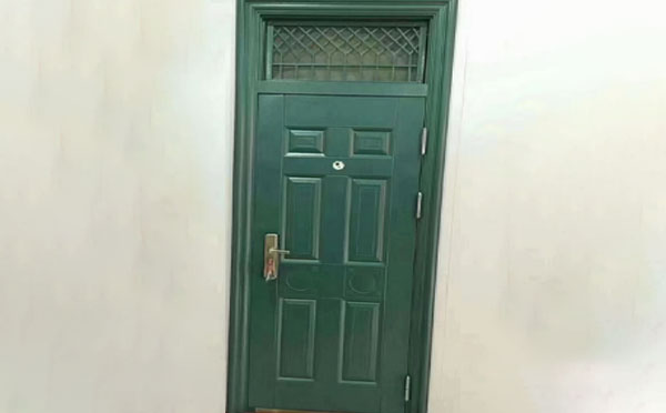 潼关学校教室门 潼关学校教室门