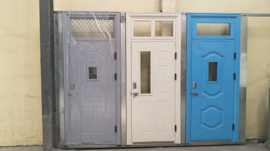 潼关学校教室门 潼关学校教室门